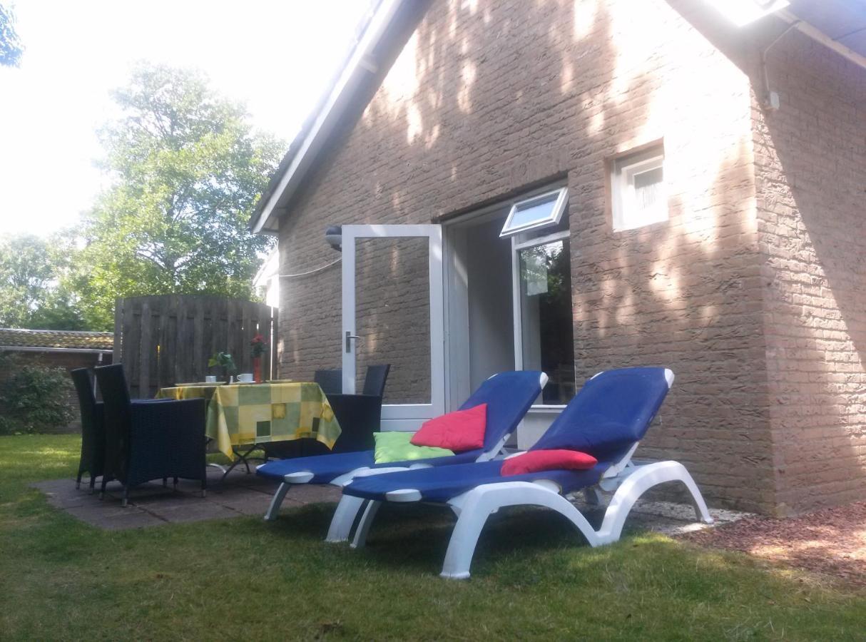 Boszicht 6 Halfvrijstaande Vakantiewoning In Oostkapelle Kültér fotó